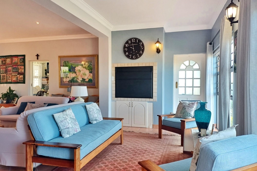 3 Bedroom Property for Sale in Tergniet Western Cape